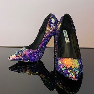 Cape Robin | Multicolor Sequin Heel